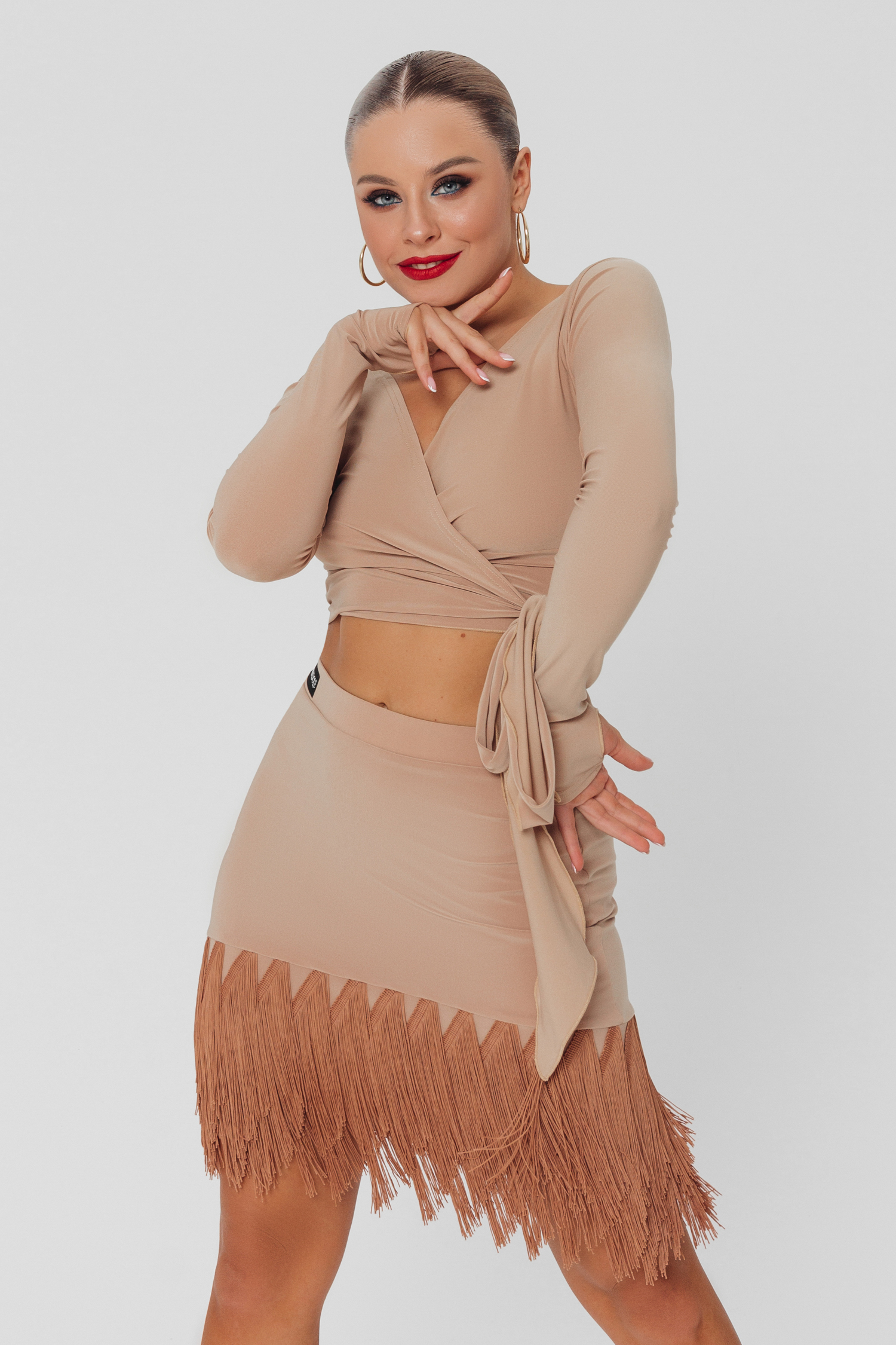 Юбка "мини" с бахромой по диагонали (телесный)