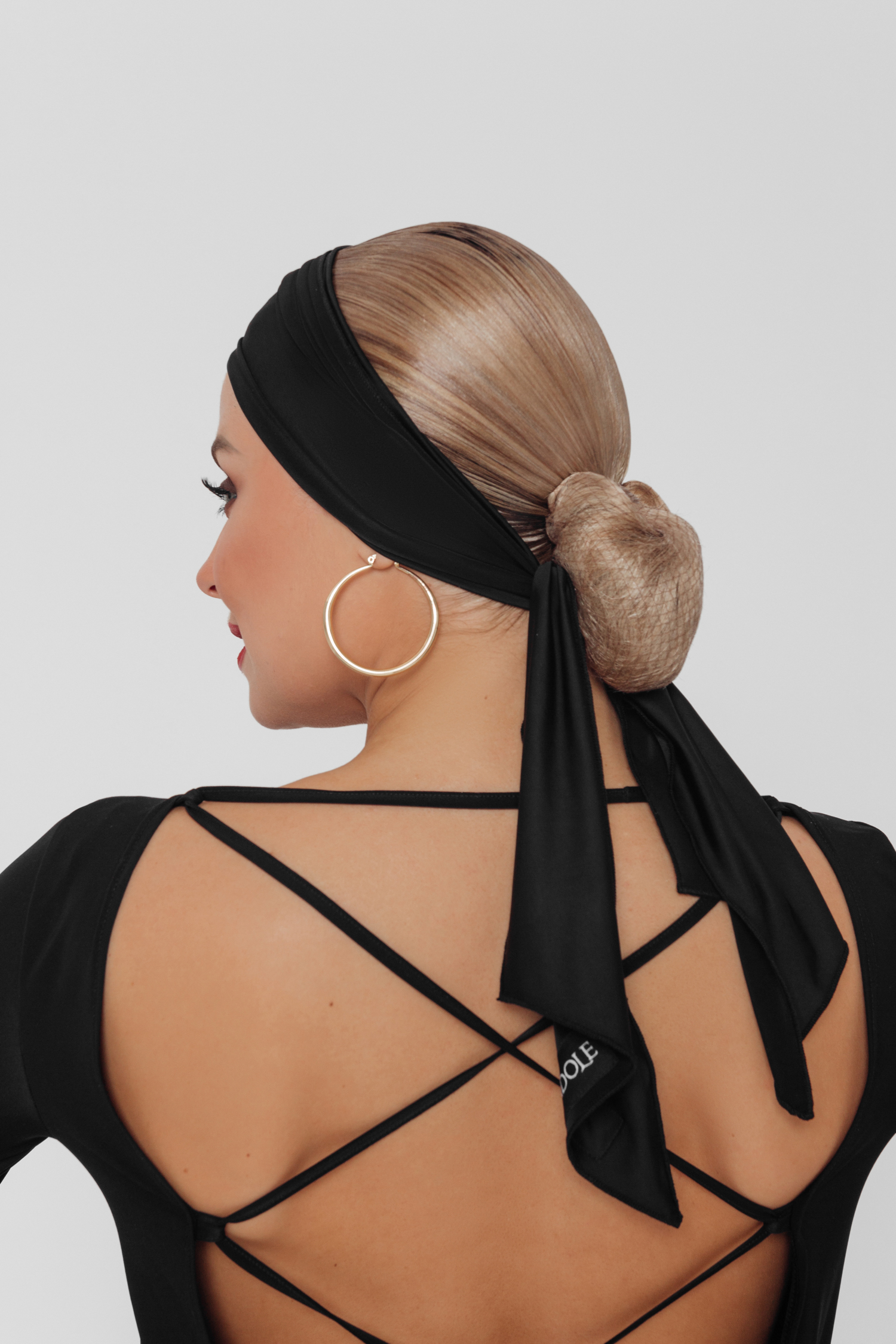 Повязка с завязками на голову (черный)